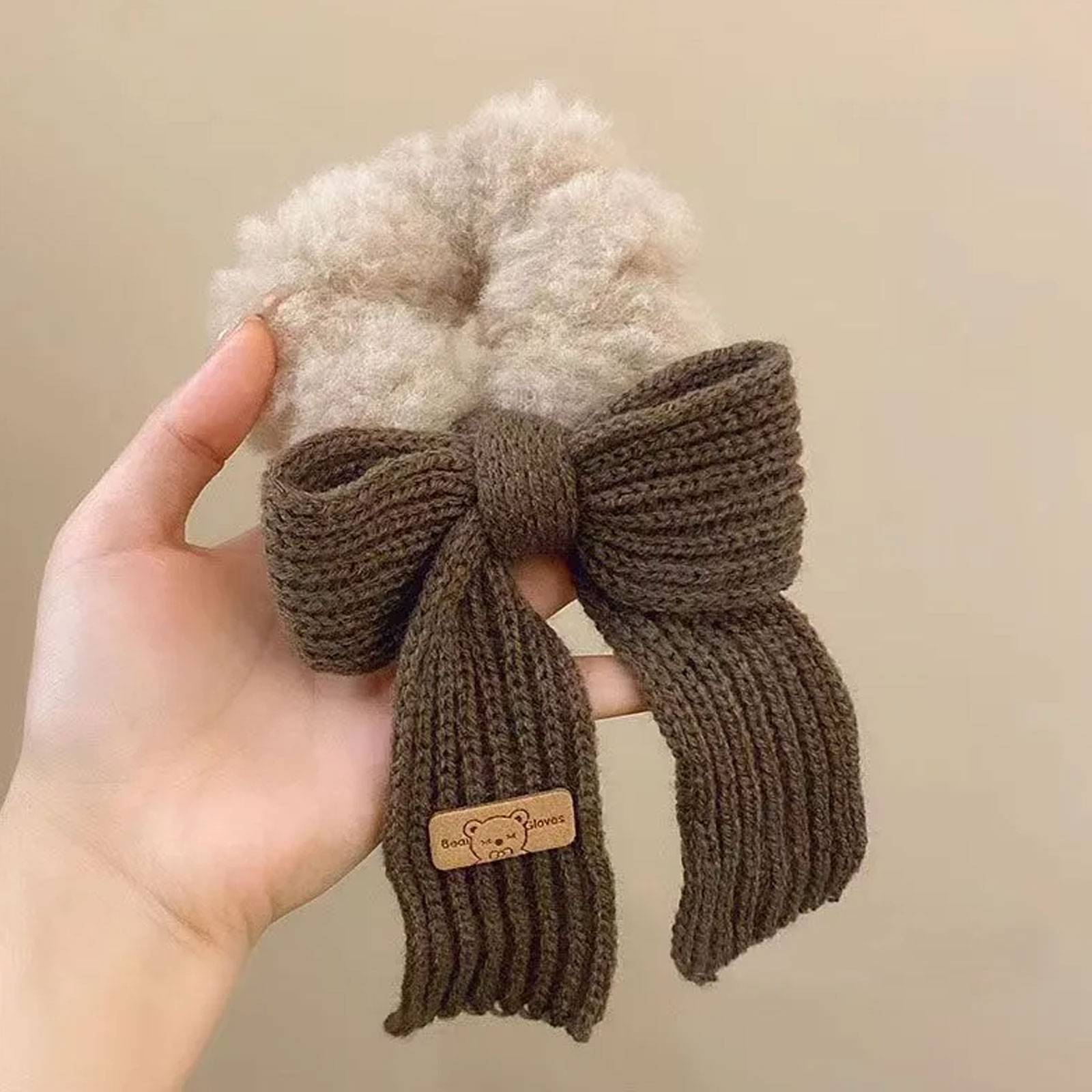 Chouchou Duveteux pour Cheveux en Fourrure et Nœud en Tricot Cosy Kaki-0