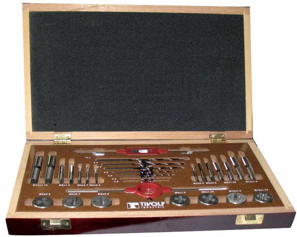 Tivoly – Coffret 30 pièces avec 7 jeux de tarauds HSS DIN 352, 7 filières HSS M3 à M12, forets FURIUS et accessoires
