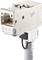 Un connecteur RJ45 argenté de catégorie 6A avec câble, adapté aux réseaux à haute vitesse et aux connexions de données stables.