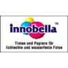Logo 'Innobella' avec trois cercles colorés. Texte en dessous : « Encres et papiers pour des photos résistantes à la lumière et à l'eau ».