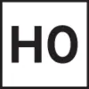 'HO' en lettres blanches sur fond noir.