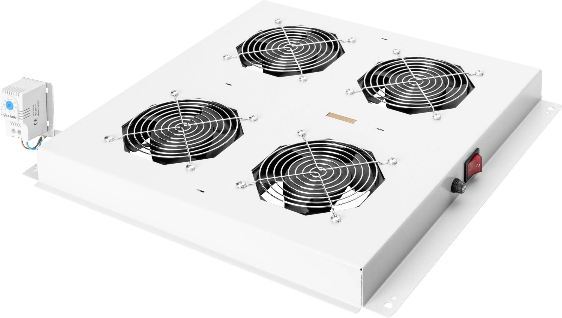 Bijela rashladna jedinica s četiri crna ventilatora i malom kontrolnom pločom sa strane dizajnirana je za cirkulaciju zraka ili regulaciju temperature.