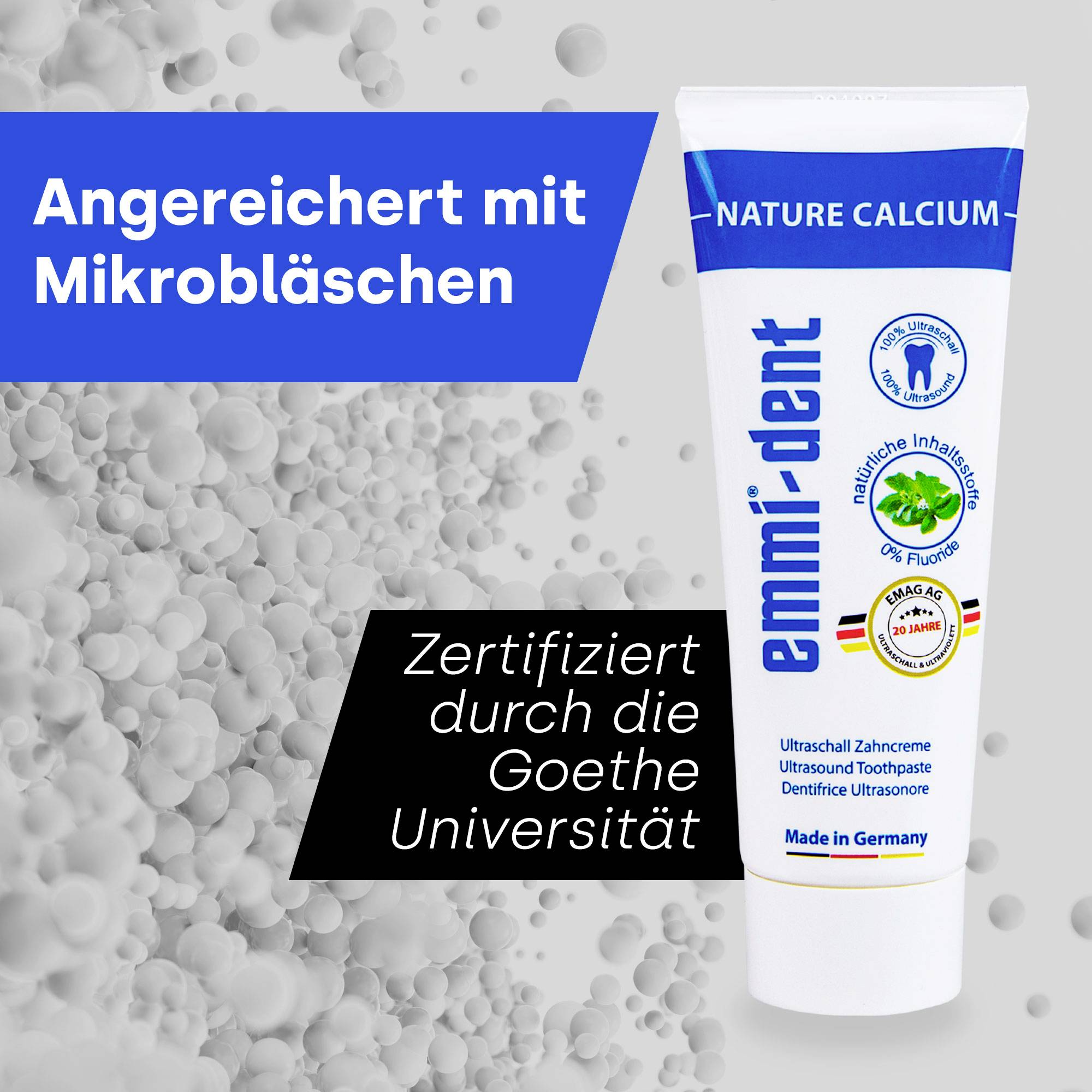 Tuba zubne paste s plavom etiketom, natpis 'Obogaćeno mikromjehuićima', certifikat Sveučilišta Goethe, marka 'emmi-dent'.