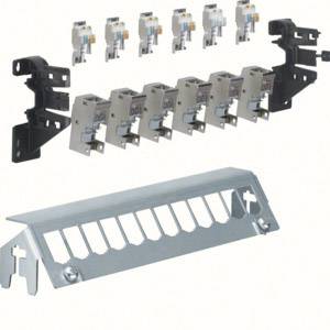 Hager FZ12MM Netwerkpatchpaneel CAT 6A Deels ingericht