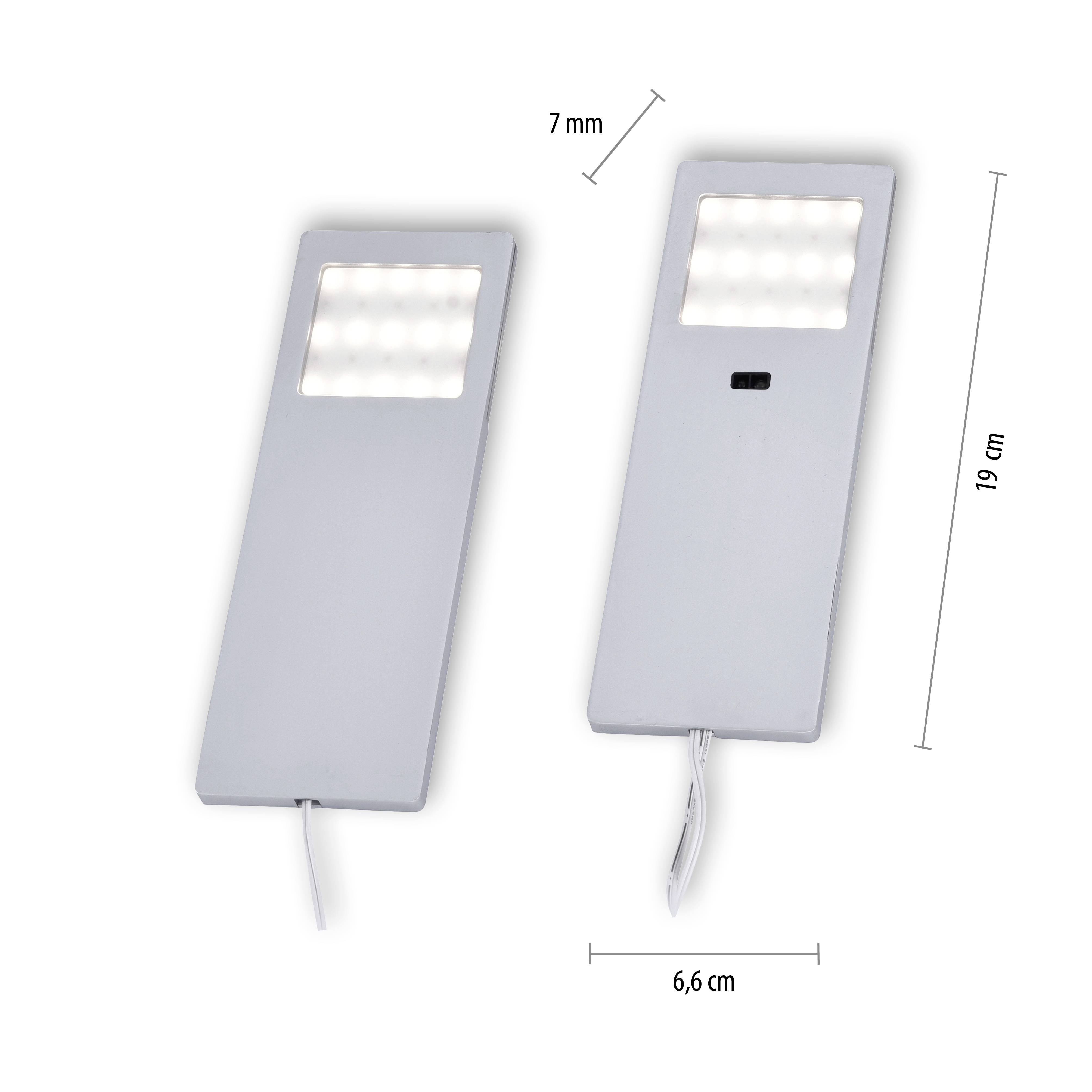 Par LED svjetiljki pravokutnog, ravnog dizajna. Dimenzije: 19 cm duljine, 6,6 cm širine, 7 mm debljine.