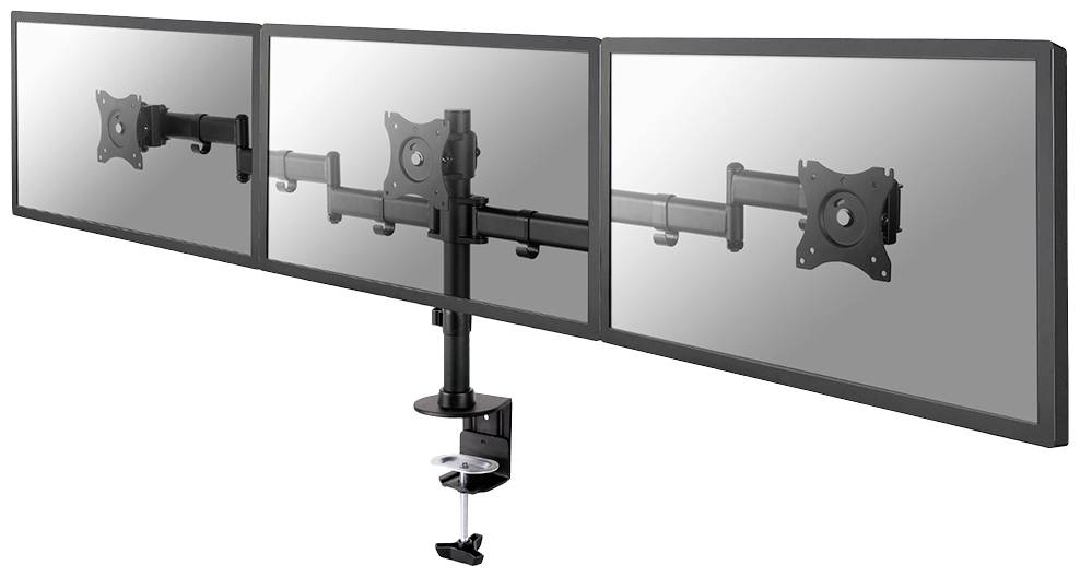 Trostruki metalni stalak za monitore, koji drži tri ravna zaslona u horizontalnom nizu, učvršćuje se kopčom za radni stol.