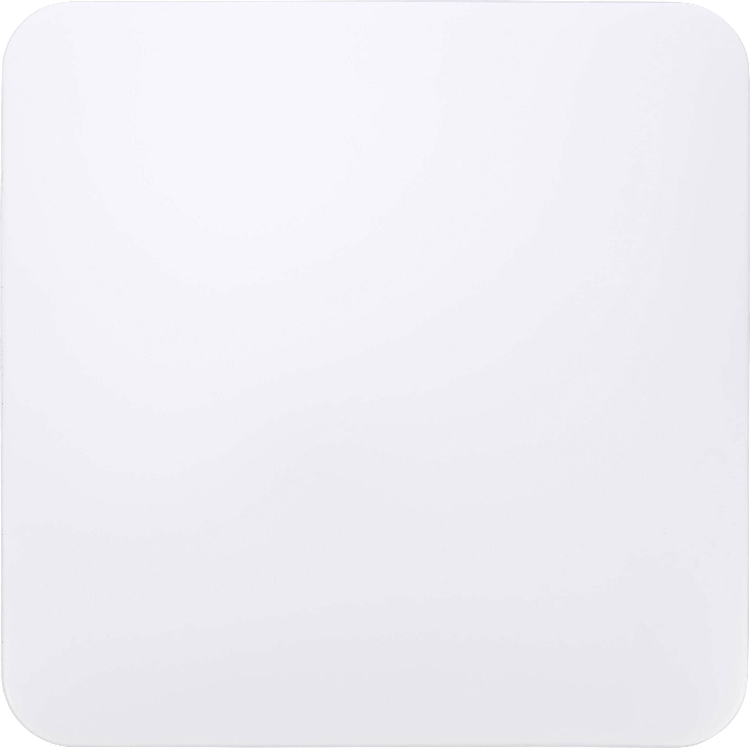 Bijela, prazna kvadratna površina bez prepoznatljivih detalja ili uzoraka.