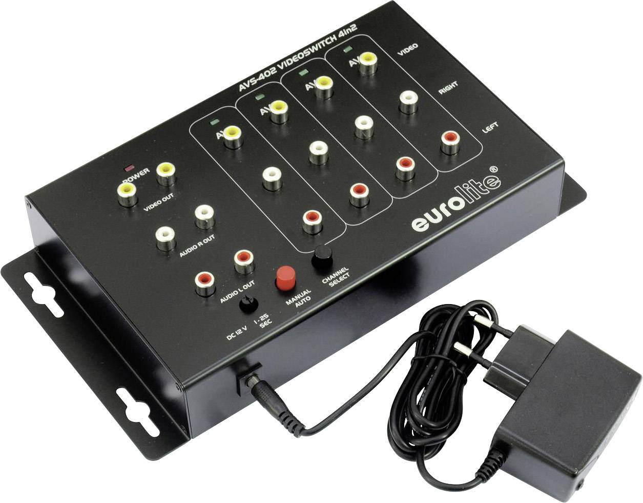 Videostikač uređaj tvrtke Eurolite s više audio i video ulaza i izlaza. Napajanje je priključeno.