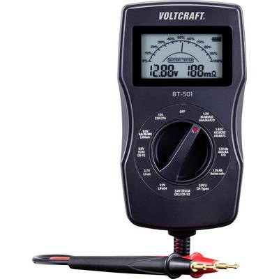 Digitalni multimetar modela 'VOLTCRAFT BT-501' prikazuje vrijednosti kapaciteta baterije u voltima i omima. Pogodan za različite tipove baterija.