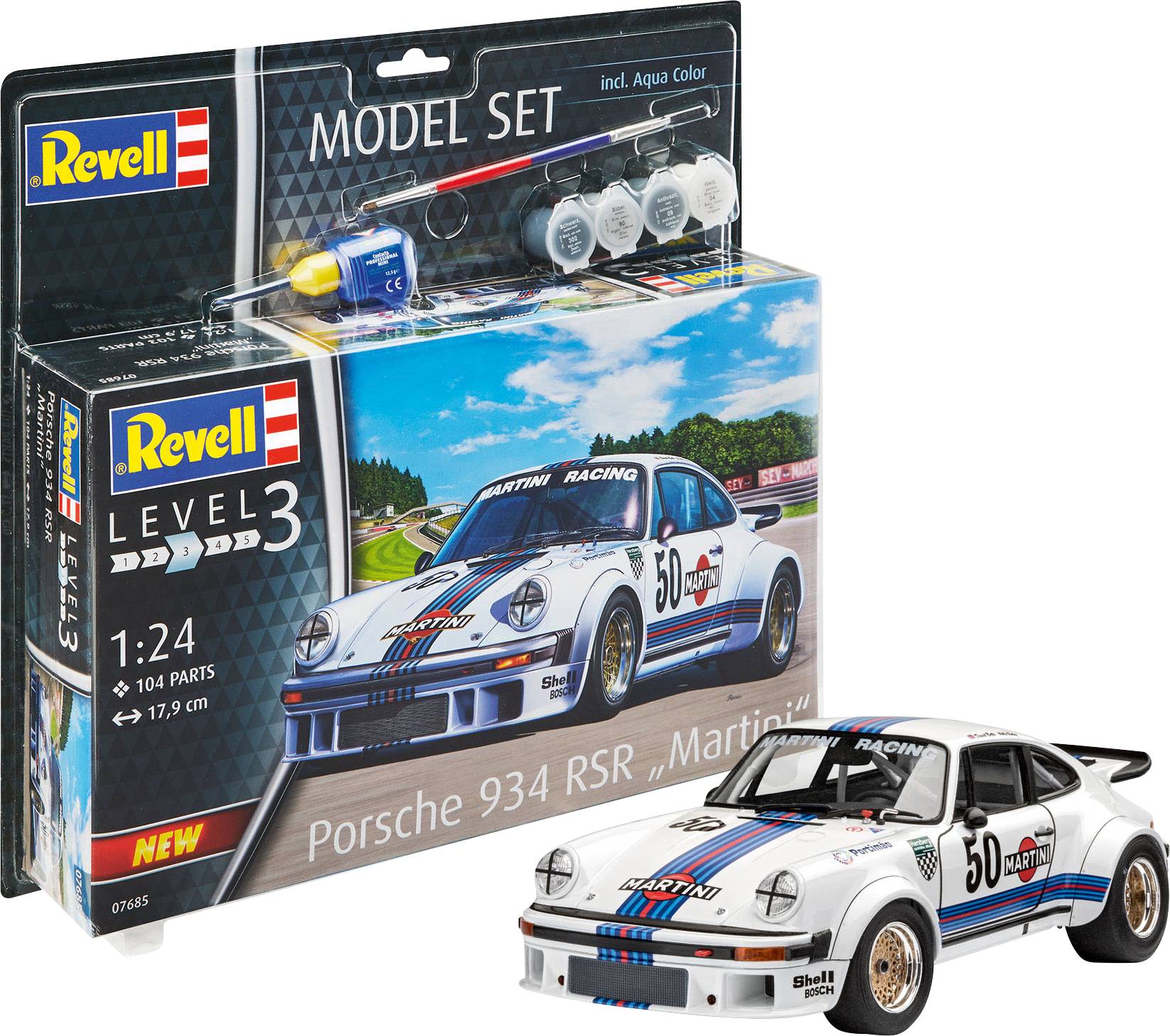 Slika prikazuje Revell komplet za sastavljanje modela 'Porsche 934 RSR Martini' u mjerilu 1:24 s pakiranjem i modelom automobila, 104 dijela, razina 3.