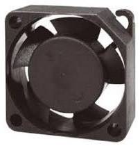 Crni ventilator s kružnim rotorskim lopticama, smješten u kvadratično kućište. Ventilator je namijenjen hlađenju.