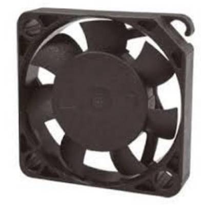 Crni računalni ventilator kvadratnog oblika s više krila za hlađenje elektroničkih uređaja.