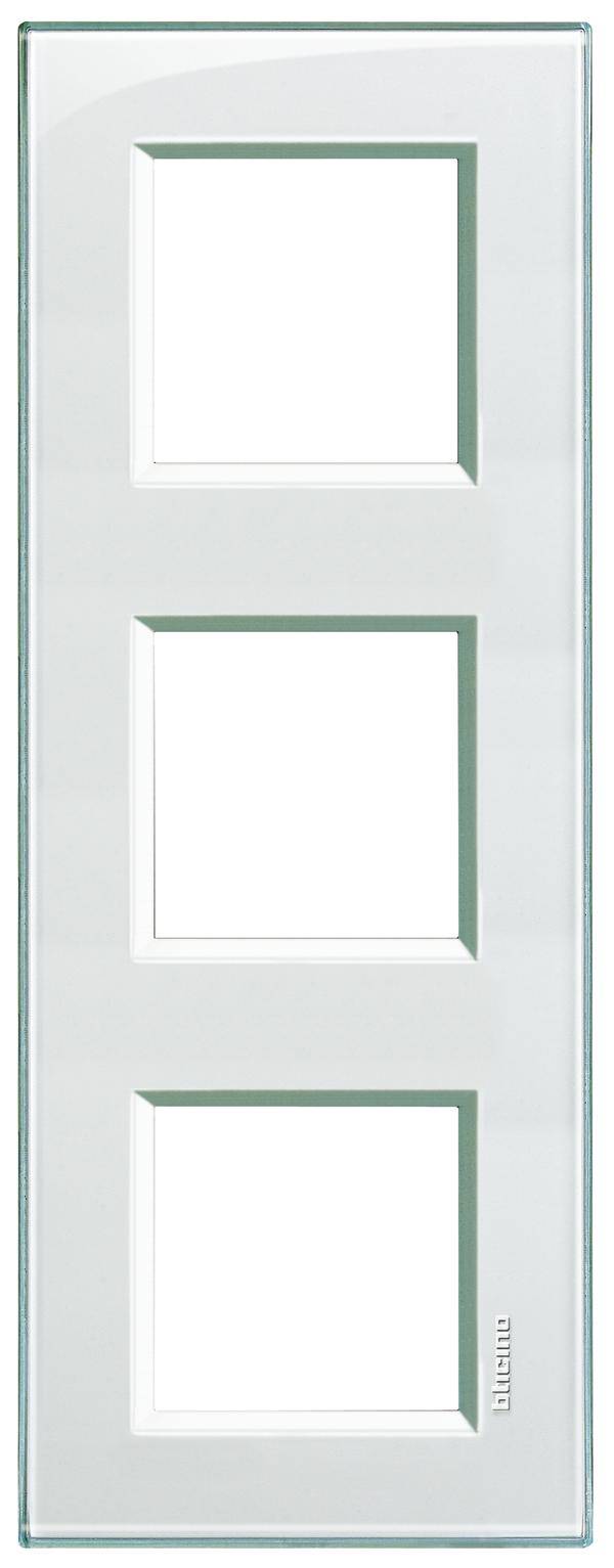 Legrand   okvir Living&Light bijela LNA4802M3KA 1 St.