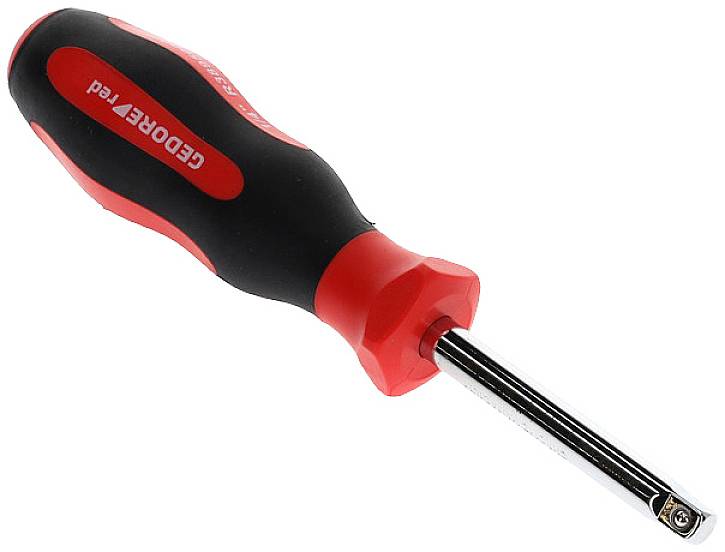 Crveni i crni odvijač s protukliznim ručkom i izmjenjivim nastavkom. Pogodan za DIY poslove.