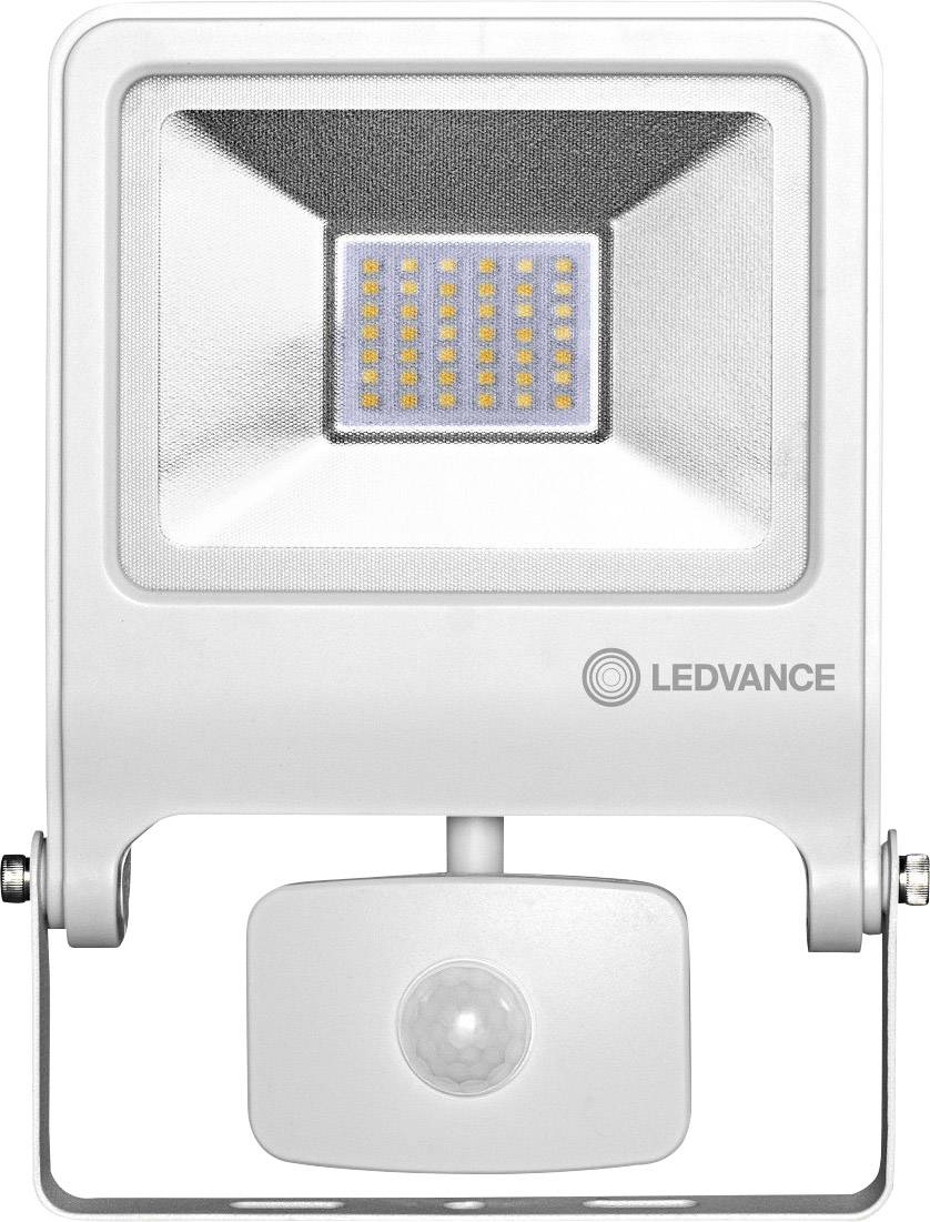 Bijeli LED reflektor s detektorom pokreta marke Ledvance. Reflektor ima pravokutni dizajn i pogodan je za vanjsku upotrebu.