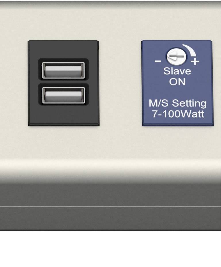 Dva USB priključka pokraj natpisa koji glasi 'Slave ON, M/S Postavke 7-100 Watta'.