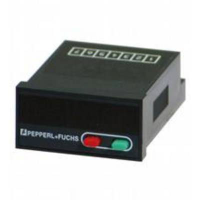 Pravokutni elektronički uređaj s zaslonom na kojem piše 'A B D G E H F' i dvije lampice, jedna crvena i jedna zelena.