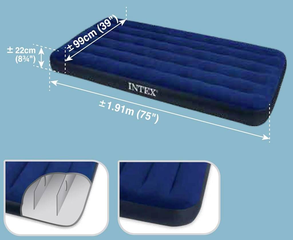 Napuhana madrac s dimenzijama: 1,91 m x 99 cm x 22 cm. Tamno plavi dizajn s integriranim sustavom zračnih kanala za stabilnost i udobnost.