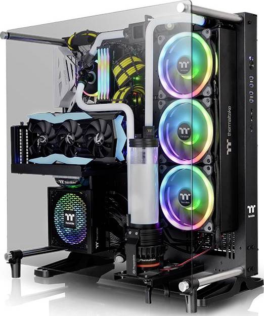 Moderni gaming PC s prozirnim kućištem prikazuje šarene RGB osvjetljenje i snažne komponente za hlađenje.