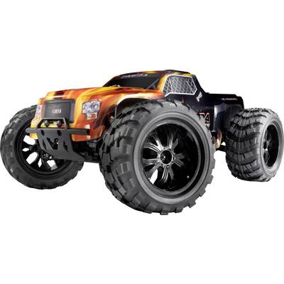 Daljinski upravljan narančasti modelni automobil s velikim, robusnim gumama pred bijelom pozadinom.