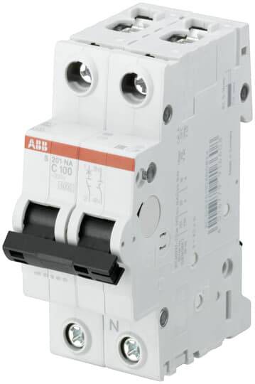 Dvopolni zaštitni prekidač tvrtke ABB, korišten za osiguranje električnih strujnih krugova, s preklopnim sklopkama i natpisima.