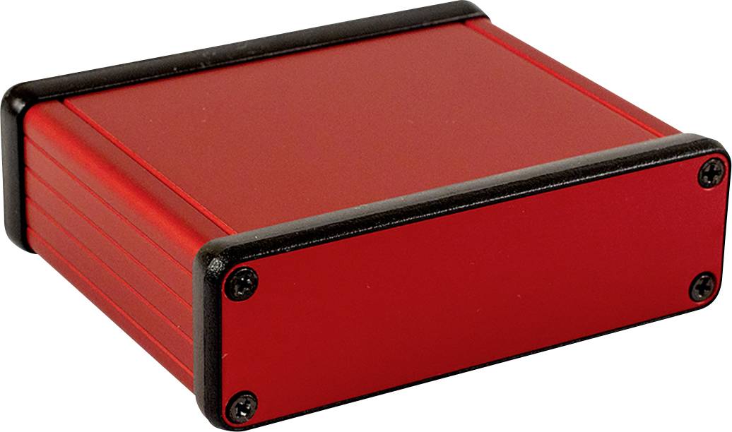 Crveno, pravokutno elektroničko kućište s crnim uglovima i vijcima, na bijeloj pozadini.