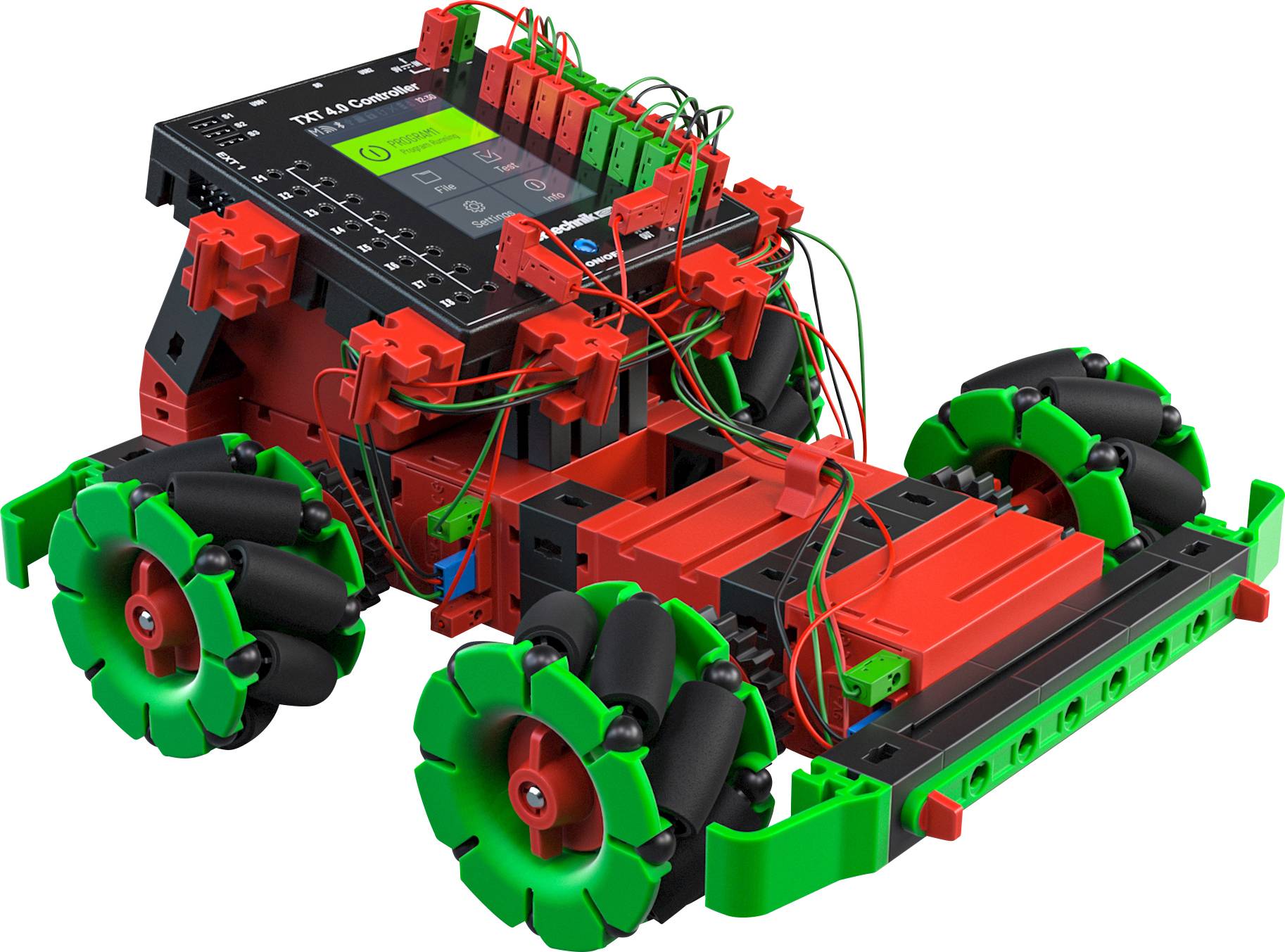 Šareni robot sastavljen od građevinskih elemenata s kotačima i elektroničkim komponentama, opremljen zaslonom s gumbima i različitim kabelskim povezivanjima.
