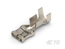 Jedan einzelni kontakt od metala snimljen iz blizine, namijenjen za upotrebu u električnim ili elektroničkim spojevima.