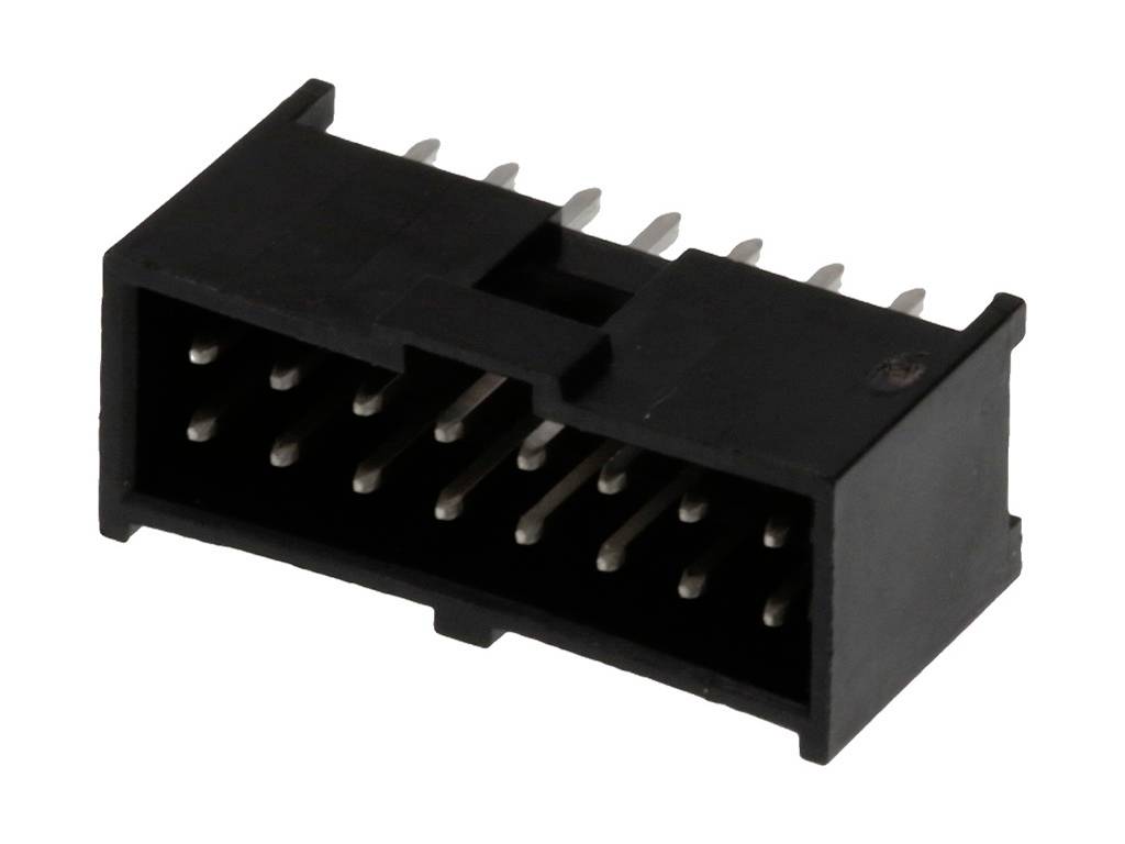 Crni pravokutni utikač u vodoravnom položaju s dvije redove metalnih pins-ova koji strše iz donje strane.