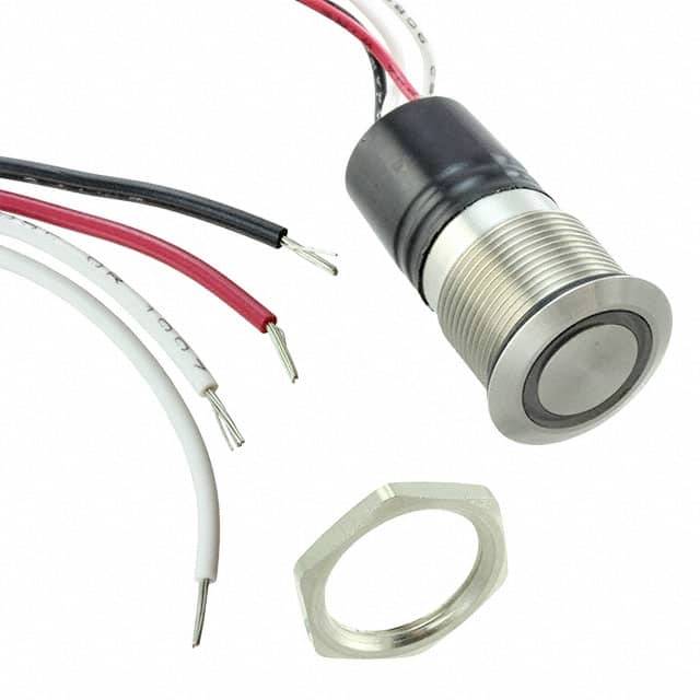 Metalni pritisni gumb s kabelima i maticom prikazuje komponente prekidača. Pogodan za elektroničke projekte.