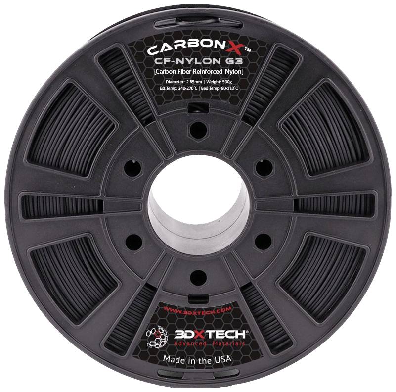 Kabl s crnim filamentom 'CarbonX CF-Nylon' tvrtke 3DXTECH. Materijal: najlon ojačan ugljičnim vlaknima. Težina: 500g. Podrijetlo: SAD.