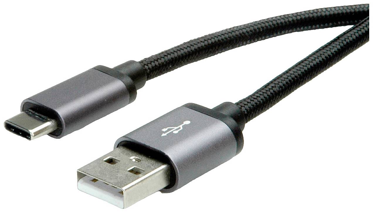Crni USB kabel s USB-C i USB-A utikačima; pogodan za punjenje i prijenos podataka za kompatibilne uređaje.