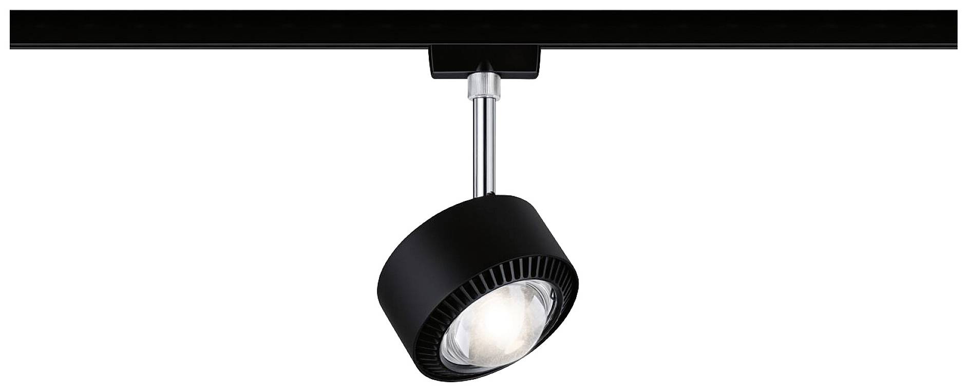 Crna magnetska industrijska LED svjetiljka s kružnom glavom, pričvršćena na stropu, obasjava prostoriju jakim svjetlom. Idealna za usmjereno osvjetljenje u unutarnjim prostorima.