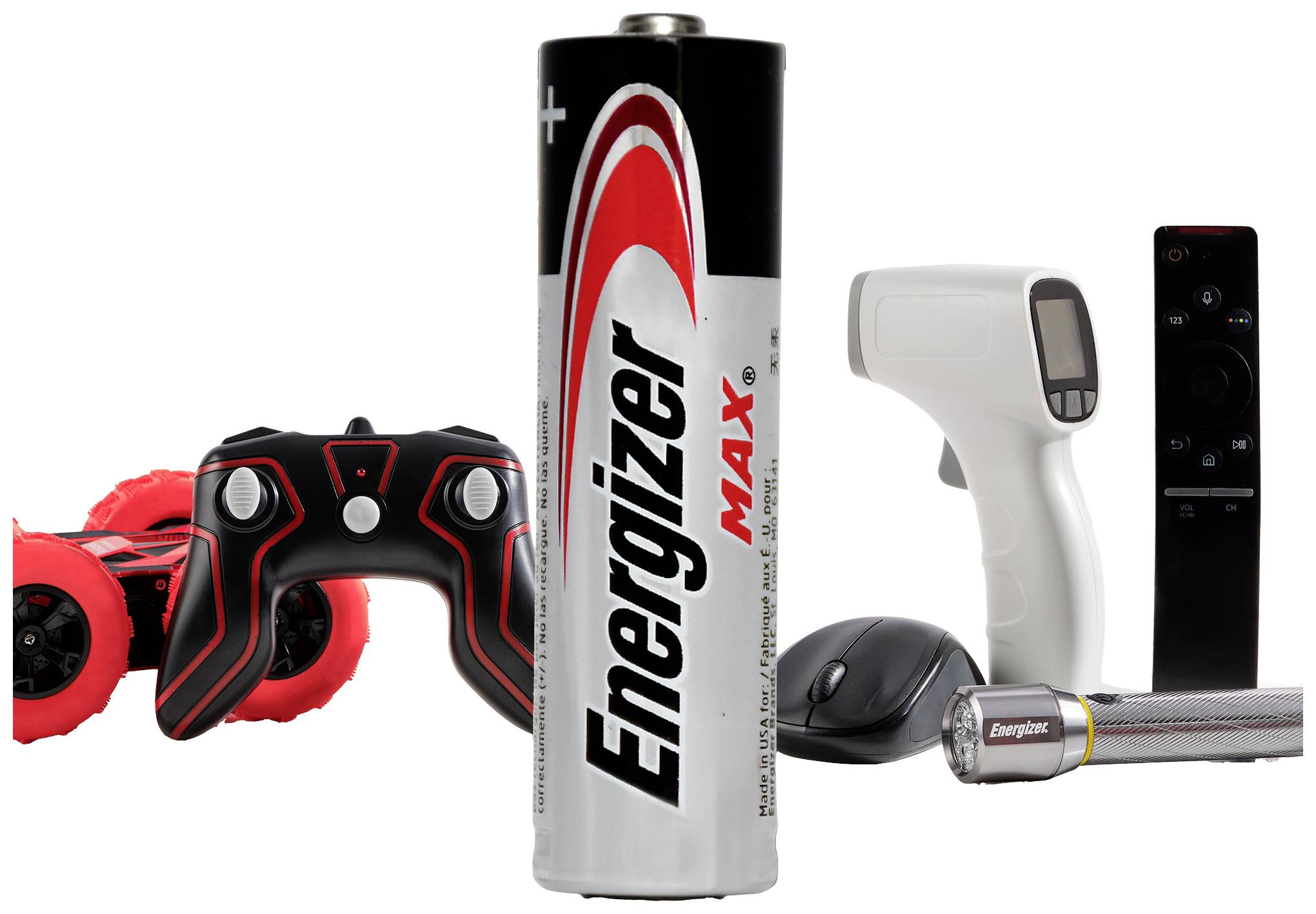 U prvom planu nalazi se baterija Energizer Max. U pozadini su crveno-crni kontroler za igrice, uređaj za mjerenje temperature, baterijska svjetiljka i daljinski upravljač.