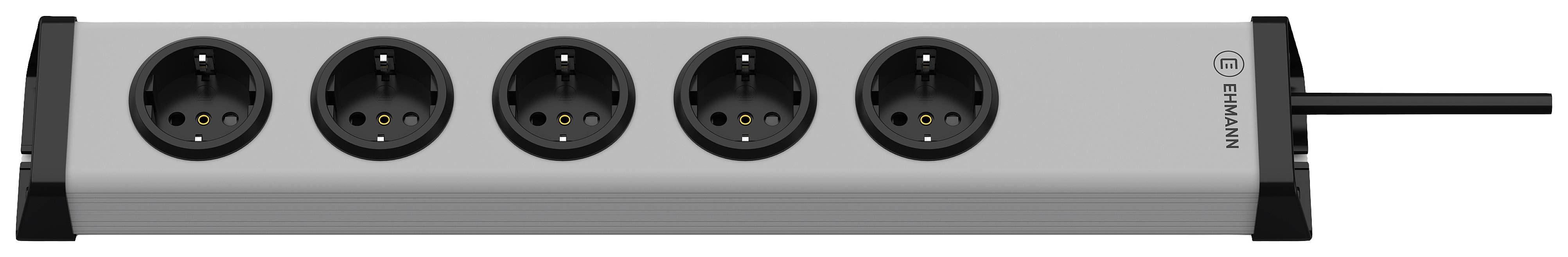 Pet razvodnih traka s crnim kabelom; pogodan za priključivanje više električnih uređaja.