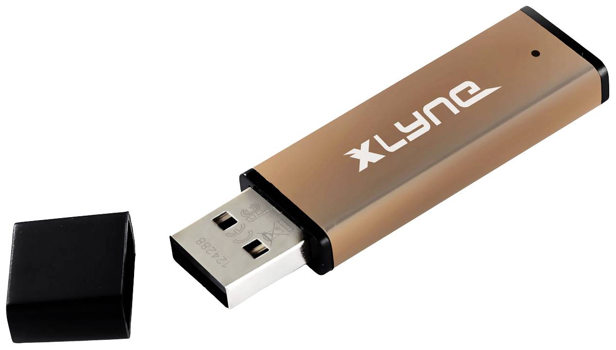 USB stick bakreno-smeđe boje kućišta i crnog poklopca, označen natpisom 'XLYNE'.