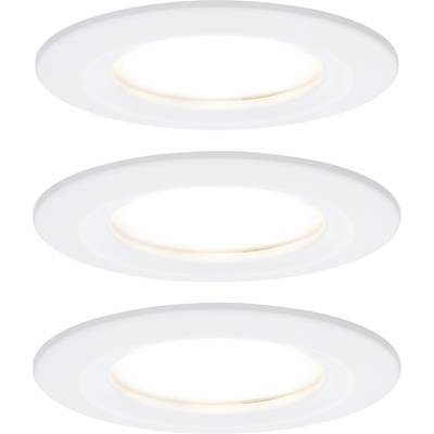 Tri okrugla bijela LED ugradbena reflektora u vertikalnom nizu. Reflektori su uključeni i svijetle toplim svjetlom.