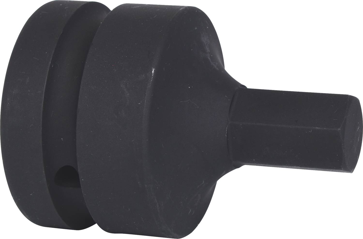 Crni metalni adapter cilindričnog tijela i šesterokutnog vrha, korišten kao spojni element za alate.