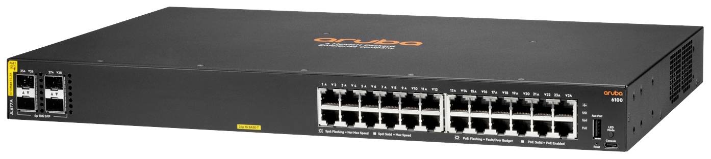Crni mrežni switch s 24 Ethernet porta i 4 SFP porta, naziv marke gore. Uređaj za upravljanje mrežnim vezama.