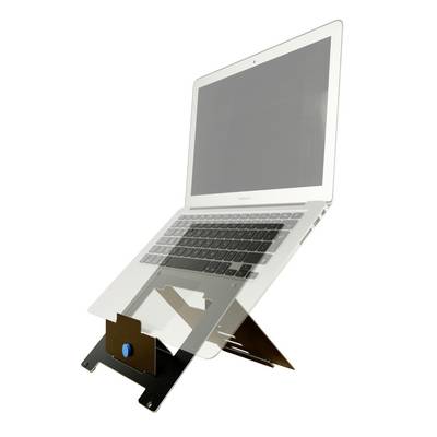 Prijenosno računalo stoji na crnom podesivom stalku koji podiže zaslon i olakšava ergonomski rad.
