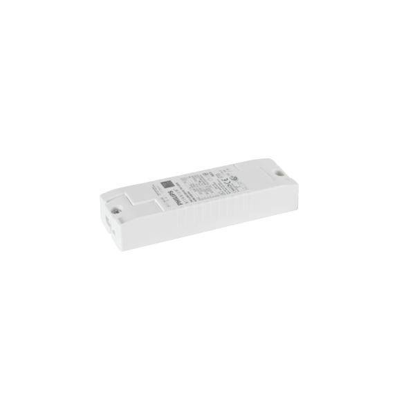 Pravokutni, bijeli adapter napajanja s ispisanim tehničkim detaljima, korišten za LED rasvjetu.