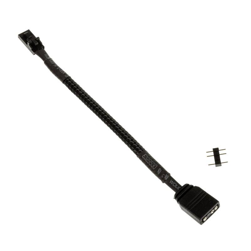 Crni produžni kabel kućišta s 3 pina i dodatnim malim utikačem pored njega.