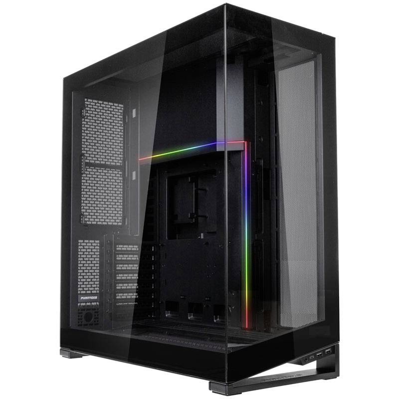 Prozirni PC kućišt s RGB osvjetljenjem. Stakleni bočni paneli koji otkrivaju unutarnju strukturu. Moderni dizajn za gaming računala.