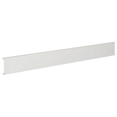 Dugi, uski, pravokutni panel napravljen od bijelog materijala, vjerojatno korišten kao obloga ili strukturni element.