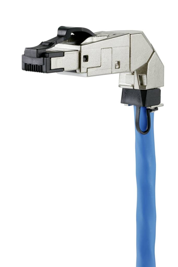 Kutni RJ45 utični modul na plavom mrežnom kabelu.