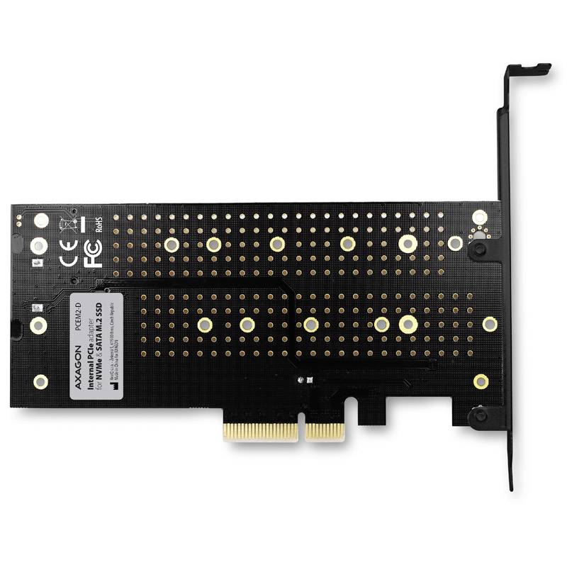 Slika prikazuje M.2 NVMe SSD adapter karticu s PCIe priključkom, pogodan za ugradnju u stolno računalo.