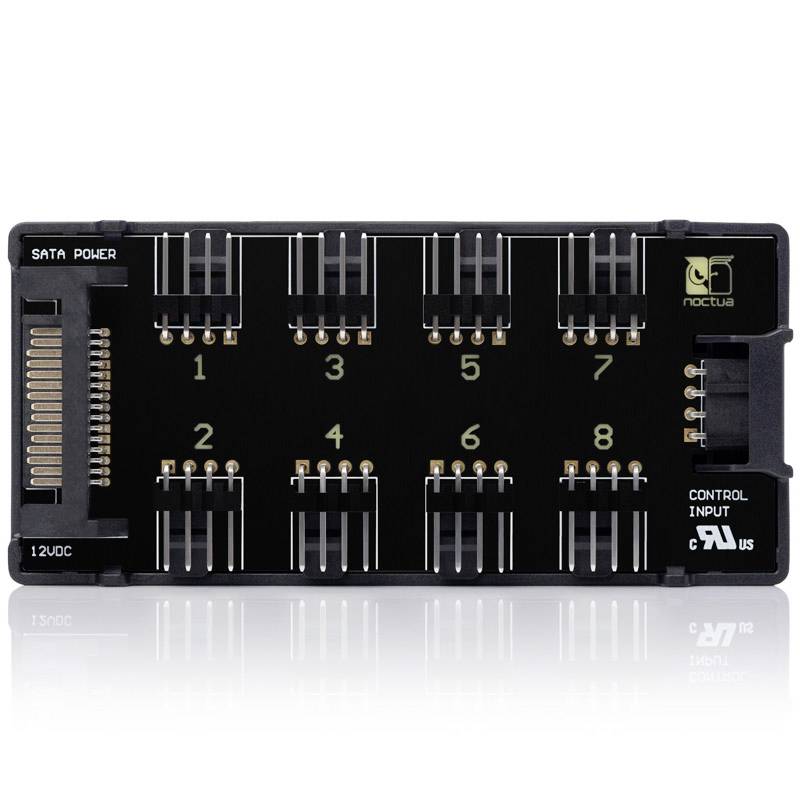Elektronički uređaj s devet numeriranih priključaka, SATA power priključak gore lijevo, 'Control Input' desno dolje, marke 'Noctua'.