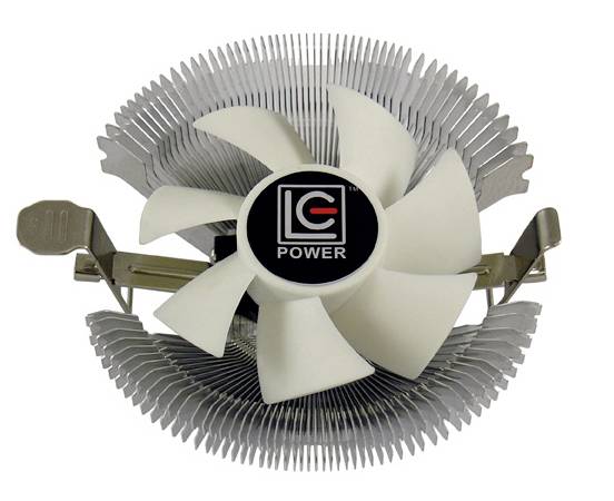 Procesorski ventilator fotografiran odozgo, s okruglim metalnim hladnjakom i bijelim rotorom. Logo marke 'LC Power' u sredini.