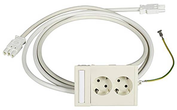 Električni priključni kabel s dvije utičnice i ravnim utikačem. Također se vidi uzemljujući kabel.