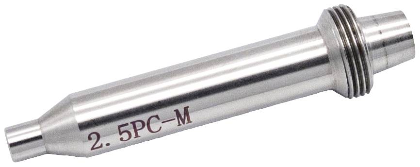 Metalni cilindar s navojem na jednom kraju na kojem piše '2.5PC-M'. Vjerojatno služi kao dio stroja ili adapter.